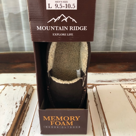 Memory Foam Mountain Ridge Shoe New In Box - Picture 3 of 8